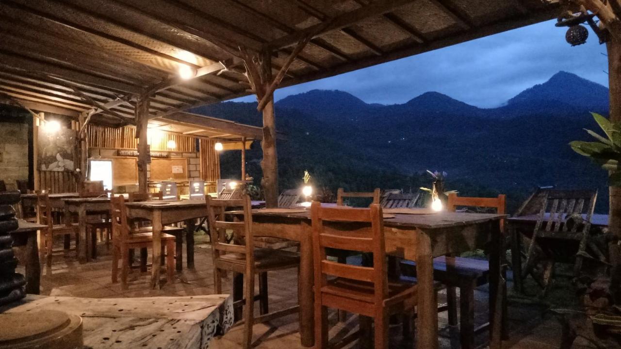 Made Oka Homestay And Warung Мундук Екстер'єр фото